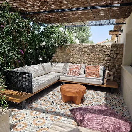 Villa Magnifique Avec Piscine En Provence Verquieres